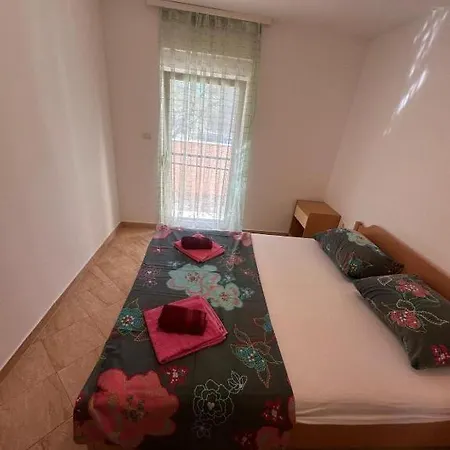 Blaz 2 Fucane Apartament